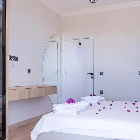Savaya 1 Villa